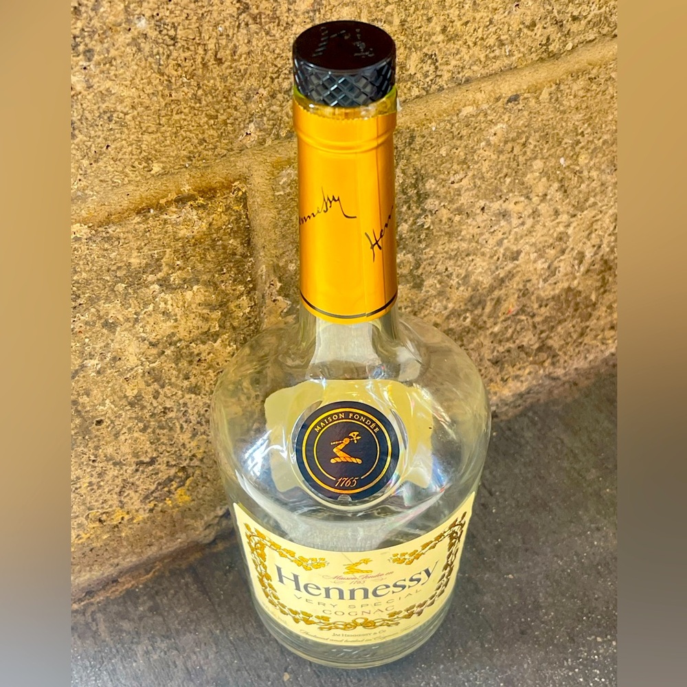 Hennessy bottle